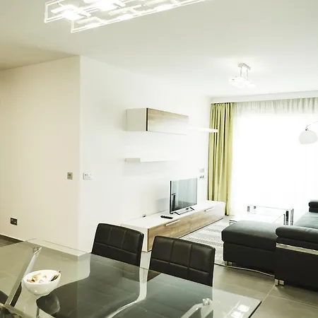 Luxury Terrazas Apartment